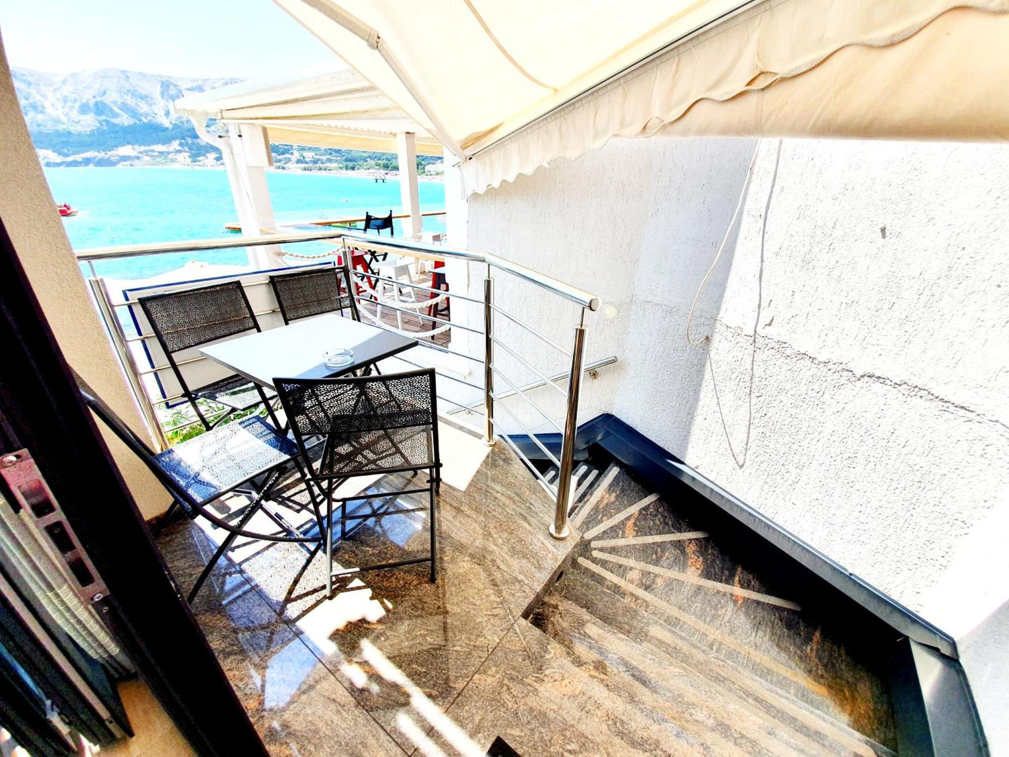 Apartments Palada 1 Baška Eksteriør bilde